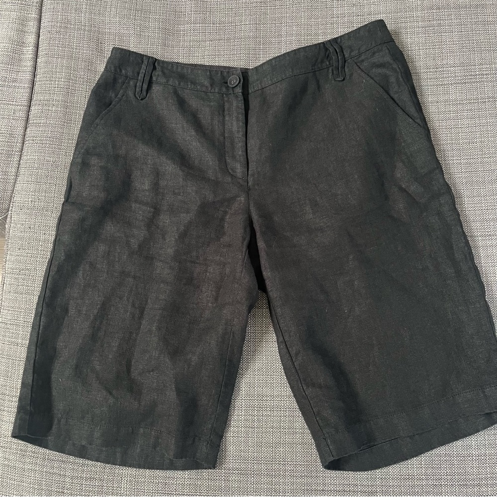 Classic Black Women's Linen-Blend Shorts